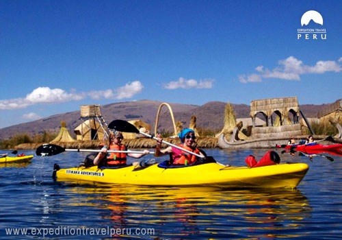 Kayak en el Lago Titicaca
